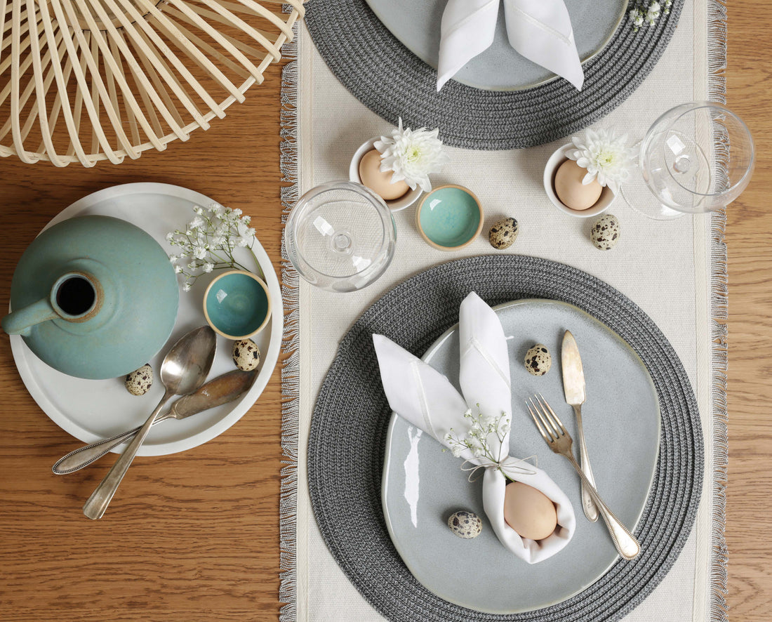 Jak efektownie udekorować stół wielkanocny?